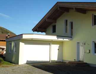 Exterior 2 Villa Deningfeld