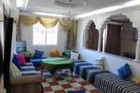 Lobi Global Surf House - Hostel/Backpacker