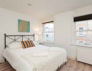 Kamar Tidur 2 Brick Lane Luxury Apartments