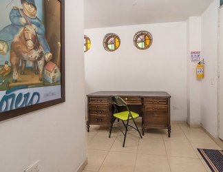 Sảnh chờ 2 Raiz Hostel