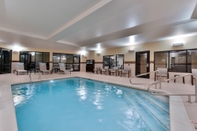 Swimming Pool Courtyard by Marriott St. Louis Chesterfield