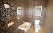 In-room Bathroom 6 Villa in Lloret de Mar - 104833