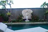 Swimming Pool Lebak Bali Nelayan