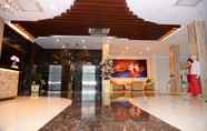 Lobby 4 Royal Hinthar Hotel