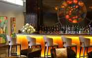 Bar, Cafe and Lounge 5 Alàbriga Hotel & Home Suites