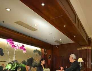 Lobi 2 Landison Plaza International Hotel Zhenjiang