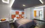 Bilik Tidur 3 Orange Suites