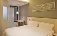 Kamar Tidur 7 M+ Boutique Hotel