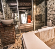 In-room Bathroom 5 Sandal Alaçatı - Adults Only