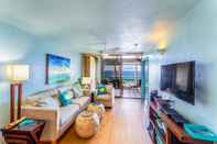 Common Space Kona Bali Kai 317 - Oceanfront 2 Bedroom Condo by RedAwning