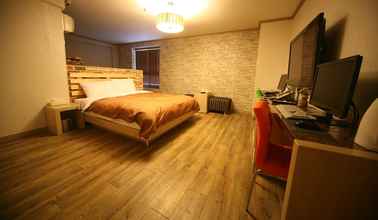 Kamar Tidur 4 Chuncheon Myeongdong Hotel