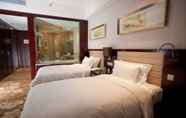 Kamar Tidur 6 Grand New Century Hotel