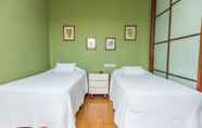 Kamar Tidur 3 Go Barcelona Guest House