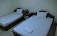 Kamar Tidur 6 First Hotel