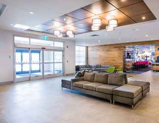 Lobby 2 Holiday Inn Calgary South Conference Center, an IHG Hotel