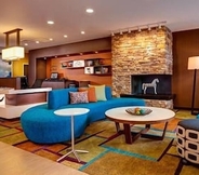 Lobby 3 Fairfield Inn and Suites by Marriott Detroit Canton