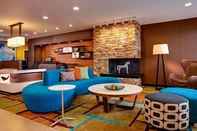 Lobi Fairfield Inn and Suites by Marriott Detroit Canton