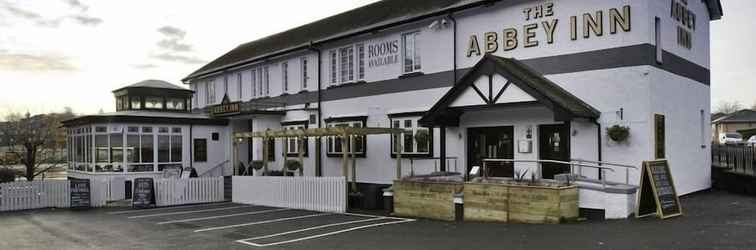 Luar Bangunan Abbey Inn