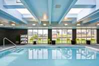 สระว่ายน้ำ Home2 Suites by Hilton Rock Hill
