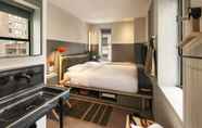 Kamar Tidur 7 Moxy NYC Times Square