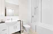 In-room Bathroom 6 Drift Apartments - Tweed Coast Holidays