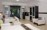 Kamar Tidur 5 Allstar Guesthouse