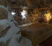 Bedroom 4 L'Auberge De Tamezret