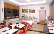 Restoran 2 Holiday Hotel Yangon