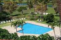 Swimming Pool Kaanapali Royal G301 by RedAwning