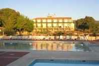 Swimming Pool Hotel Rural El Cortijo