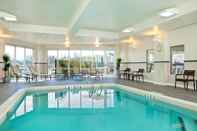 Swimming Pool Courtyard by Marriott Yonkers Westchester County