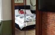 Kamar Tidur 7 The Railway