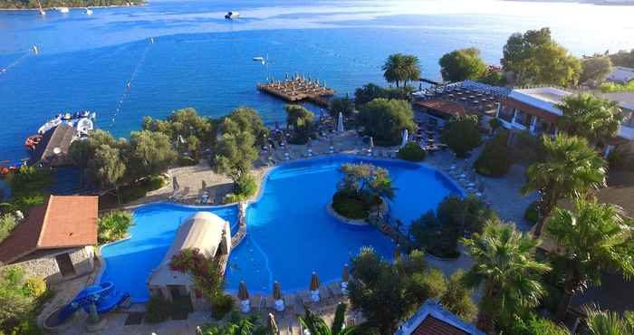 Swimming Pool Izer Hotel Beach Club - All Inclusive