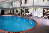 Swimming Pool Pictured Rocks Inn & Suites