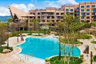 Swimming Pool Disney Explorers Lodge