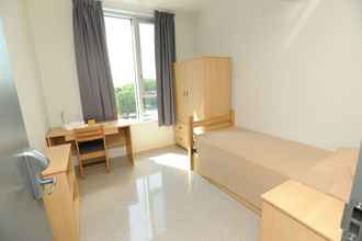 Bedroom 4 Dalhousie University Accommodations