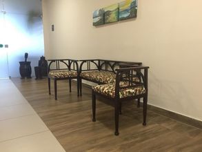 Lobby 4 Suites Residence