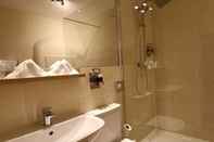 In-room Bathroom Plas Yn Dre