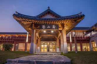 Exterior 4 Hanok Hotel Youngsanjae