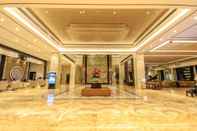 Lobi Royal Garden Hotel Shanghai