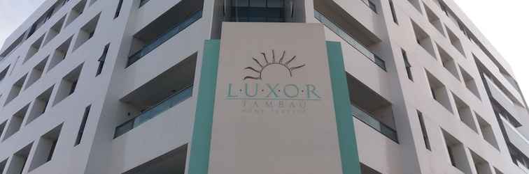 ภายนอกอาคาร Luxor Tambau Flat Home Service
