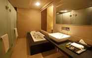 In-room Bathroom 4 Grand Xenia Ajmer