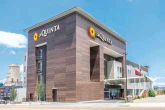 Bangunan 4 La Quinta Inn & Suites by Wyndham Memphis Downtown