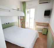 Kamar Tidur 3 ibis budget Menton