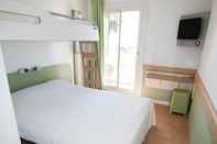 Kamar Tidur ibis budget Menton