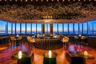 Bar, Cafe and Lounge Hyatt Regency Shanghai Global Harbor