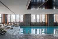 Swimming Pool Hyatt Regency Shanghai Global Harbor