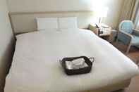 Bedroom Toyama Chitetsu Hotel