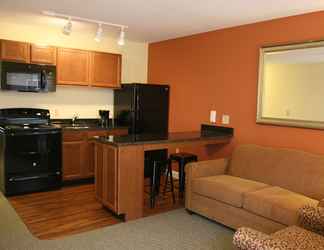 Bedroom 2 Affordable Suites Mooresville LakeNorman