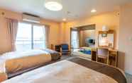 Kamar Tidur 2 Wisterian Life Club Toba